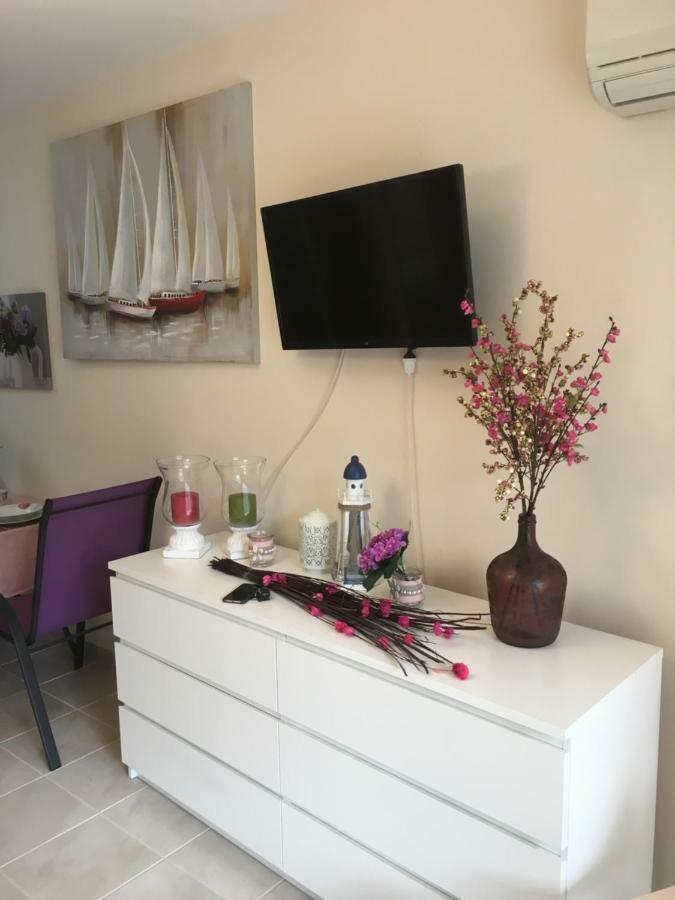 Lovely Appartments Lygia Korinthias Ligia  외부 사진